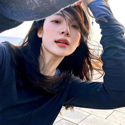 卡美拉对深海怪兽吉古拉